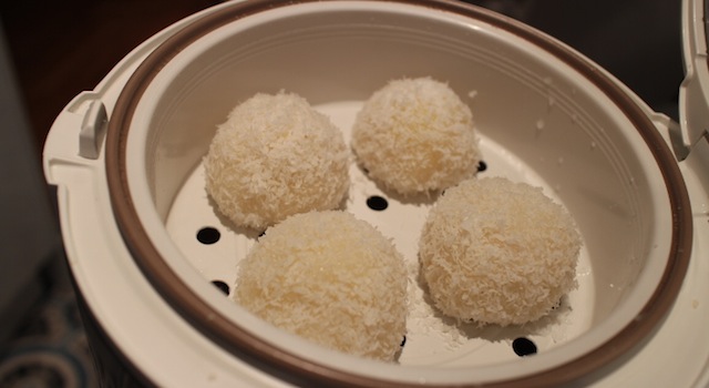 les perles de coco cuites à la vapeur - perles de coco au rice cooker