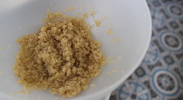 quinoa mélangé à l'huile de noisette et sirop d'agave - Barres de céréales maison Coco-Choco-Noisettes