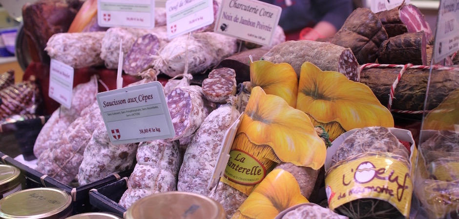 saucisson et spécialités corses - Le marché de Talensac - la visite foodie à Nantes