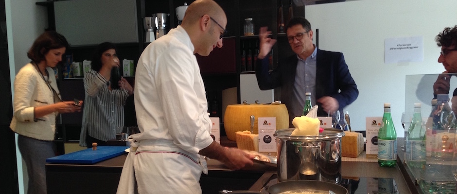 Chef Paolo Amadori Parmesan et jambon de Parme à l’Ambassade d’Italie
