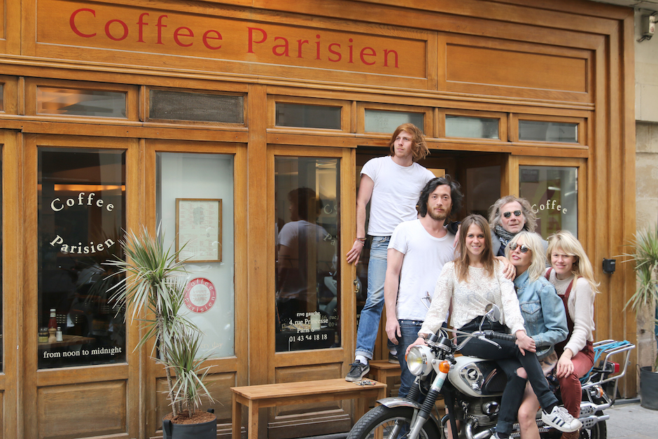équipe familiale - Restaurant Coffee Parisien - une histoire de famille