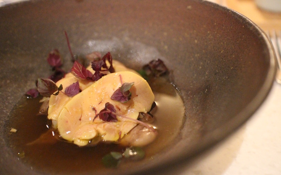 foie gras fumé - Restaurant ERH - la gastronomie française vibre sous l’inspiration japonaise