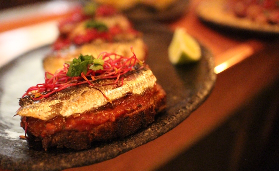 tostadas de sardinhas - Restaurant Boteco - le Brésil ultra tendance
