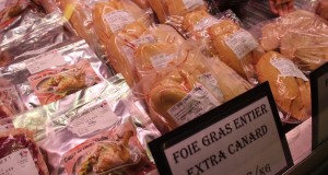 lobes de foie gras frais entiers - Visite guidée des halles de Lyon Paul Bocuse